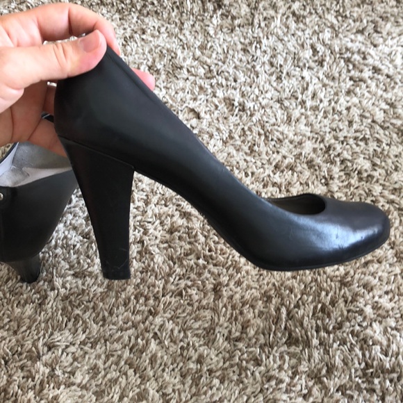 Kenneth Cole Shoes - Black Kenneth Cole leather heels